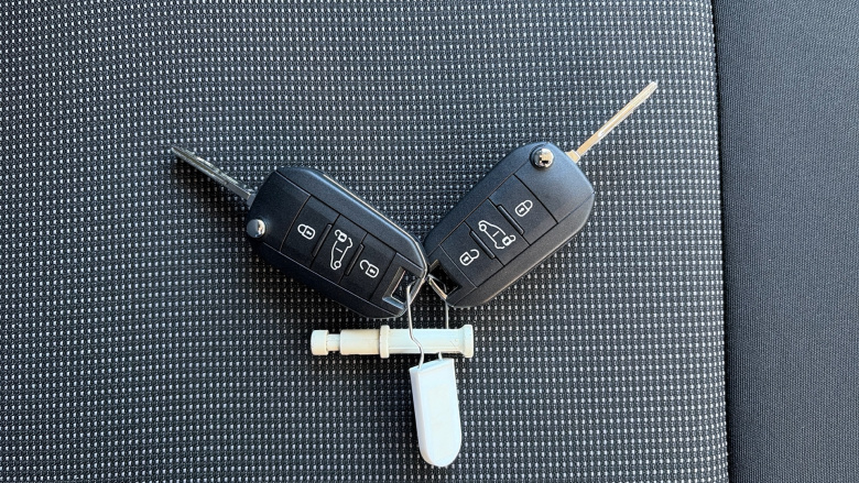 Vauxhall Vivaro L2 Diesel 2.2 Turbo D 150 Pro H1 Double Cab Auto